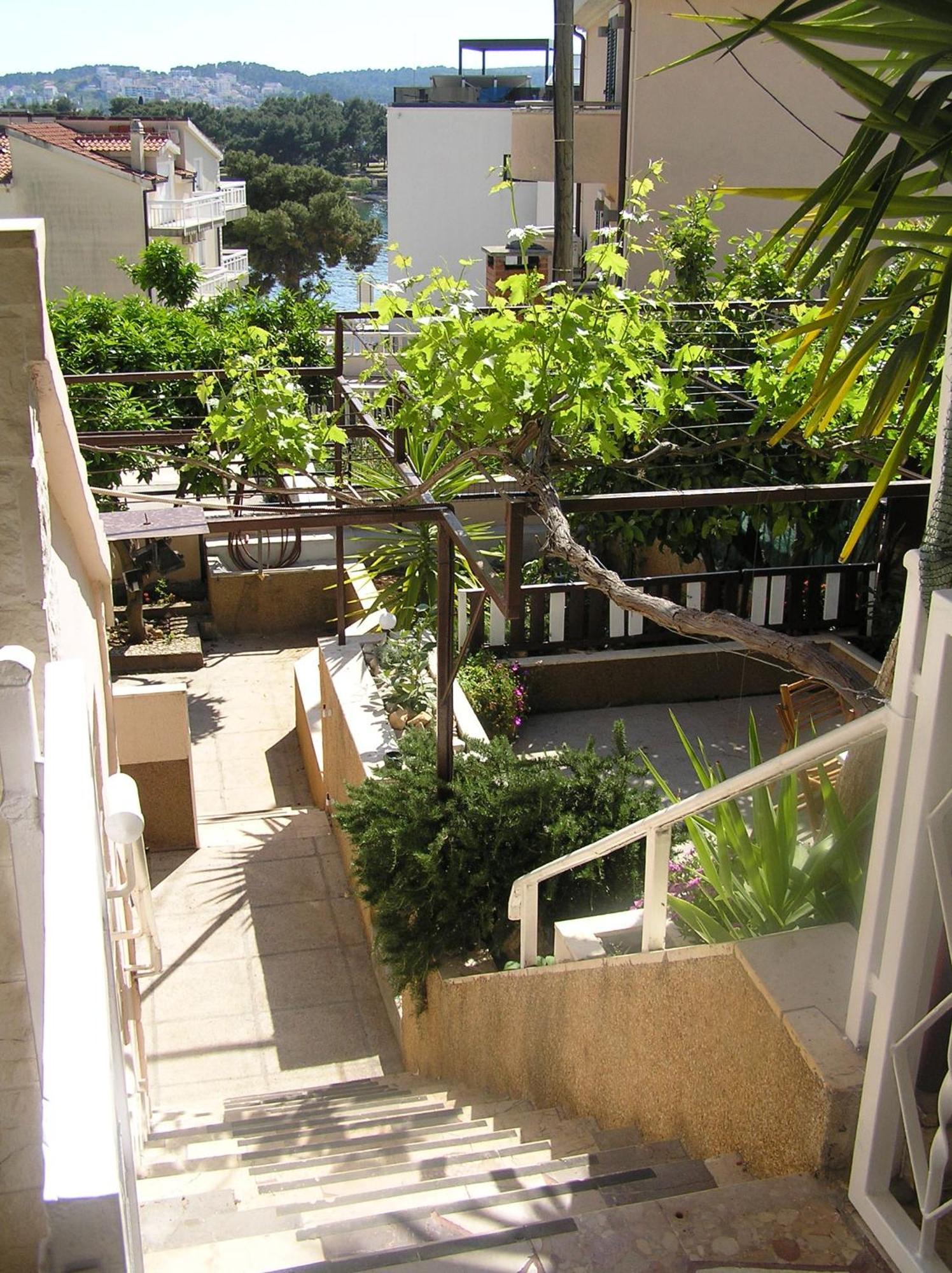 Studio Apartments Fabjanac Trogir Exterior foto